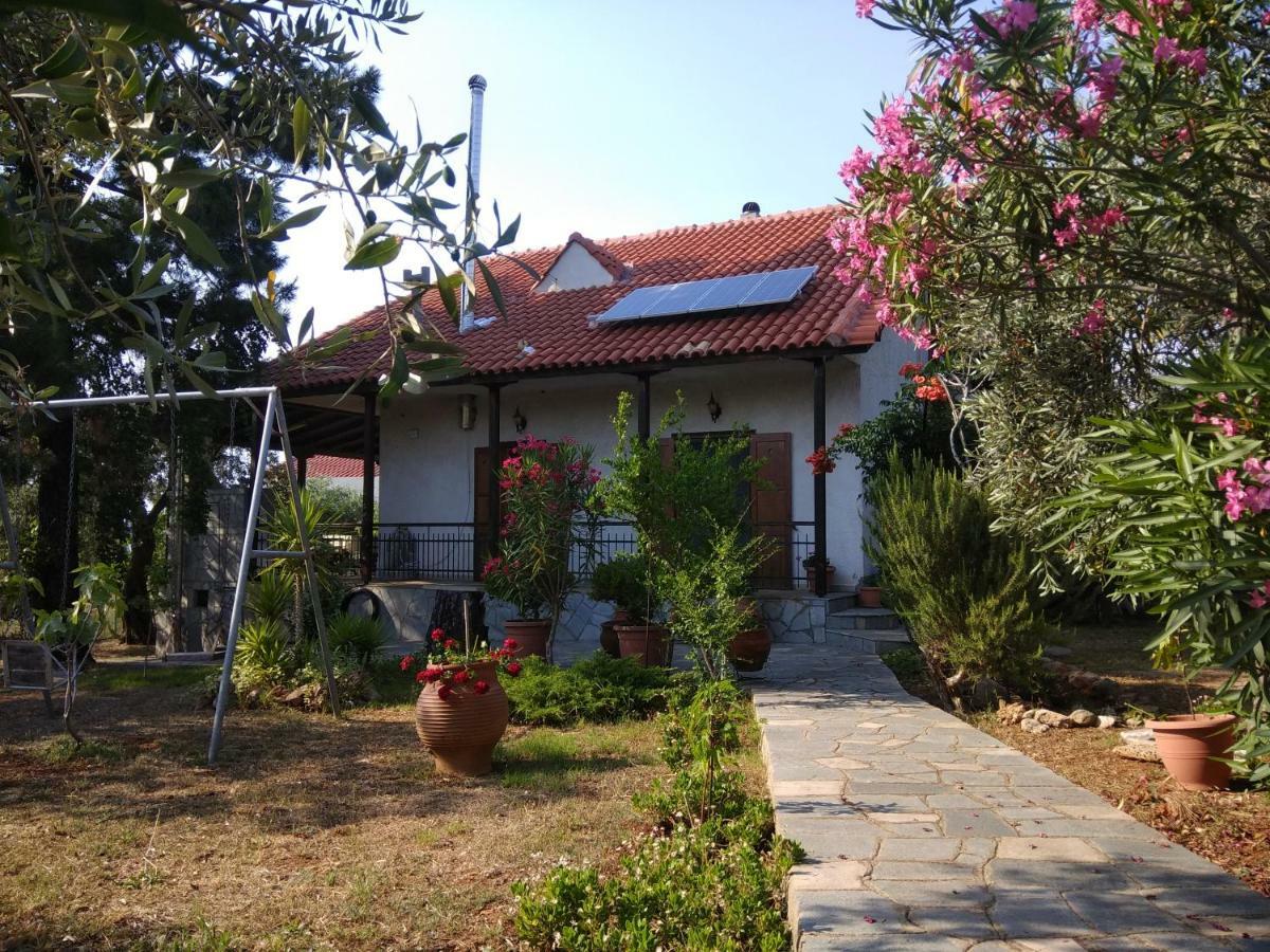 Smaro's House